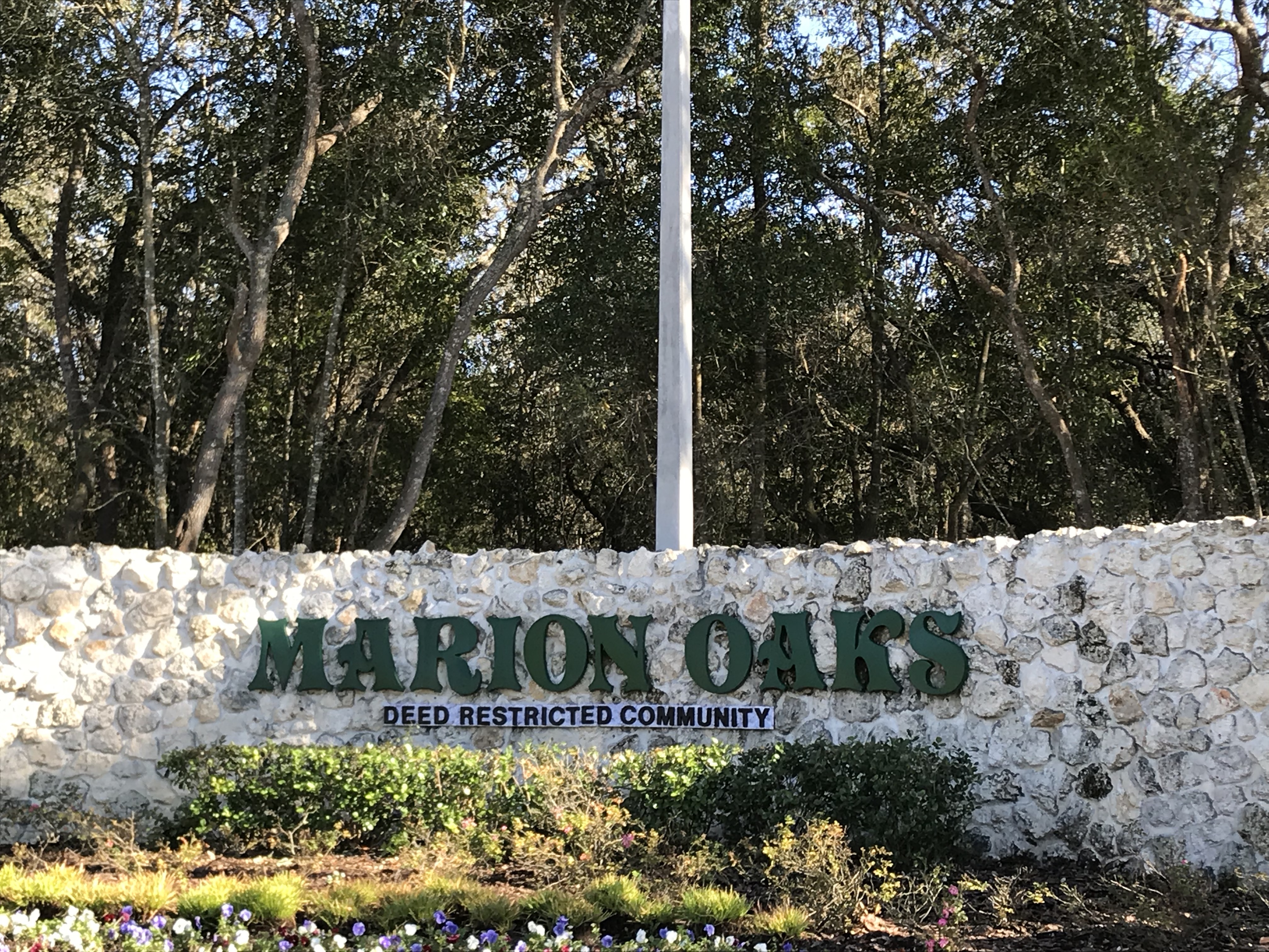 Marion Oaks community